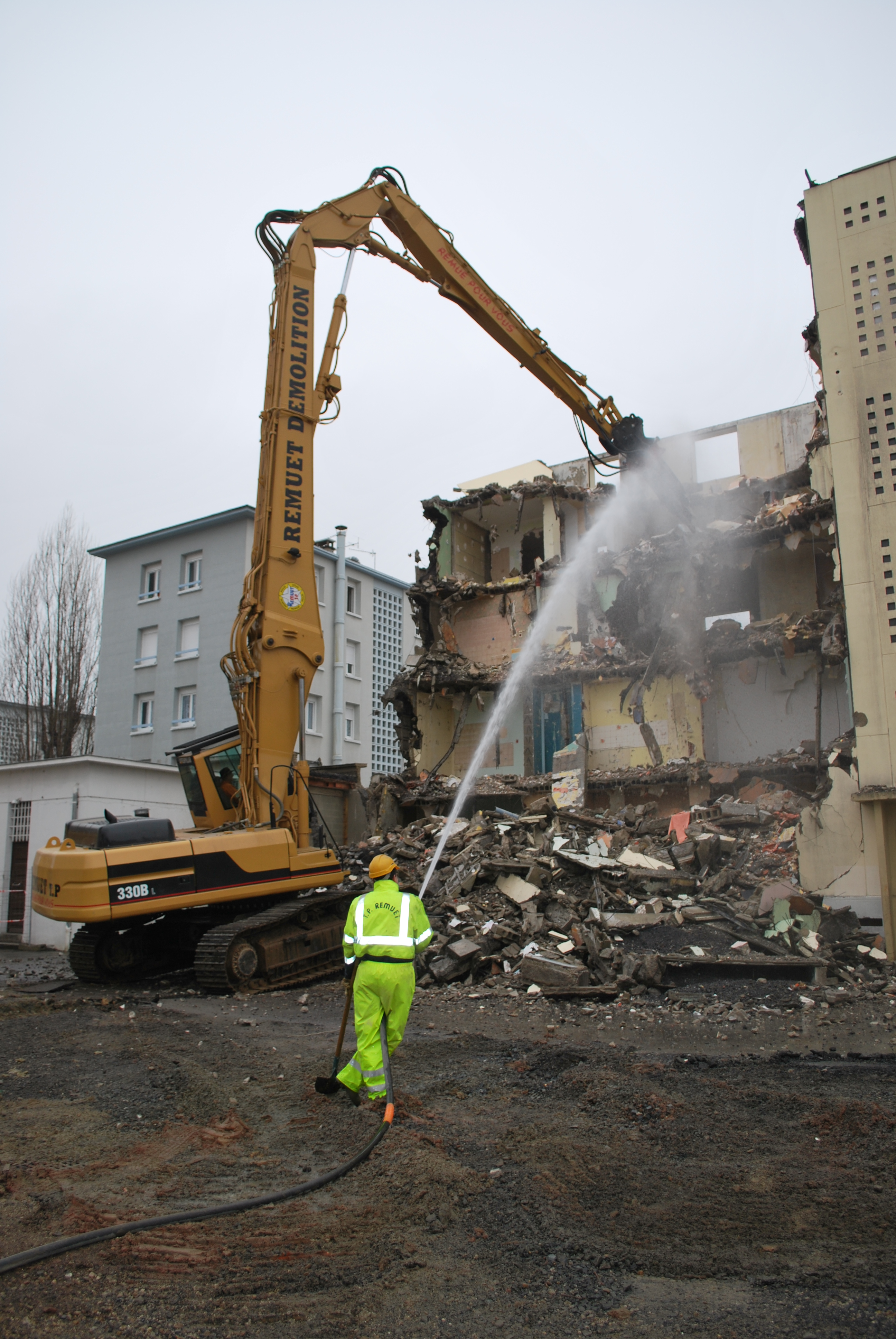2-chantier5-demolition-immeuble-villefranche (2)